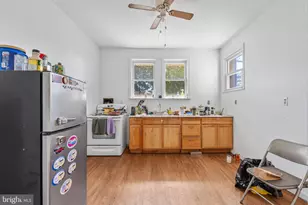 7117 Charles St, Philadelphia, PA 19135 - Photo 9