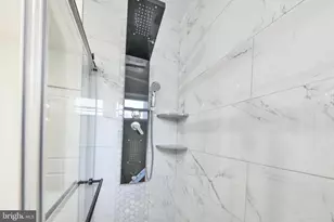 1828 S 5th St, Philadelphia, PA 19148 - Photo 17