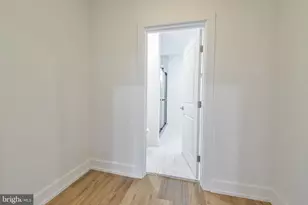 1828 S 5th St, Philadelphia, PA 19148 - Photo 13