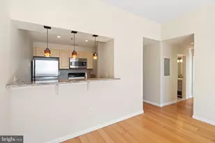 315 New St, Philadelphia, PA 19106 - Photo 3