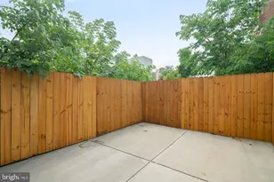 1330 S Carlisle St, Philadelphia, PA 19146 - Photo 13