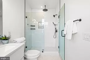 1513 Christian St, Philadelphia, PA 19146 - Photo 35