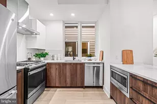 1513 Christian St, Philadelphia, PA 19146 - Photo 3