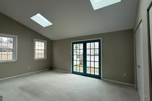 10123 Alexandra Ln, Philadelphia, PA 19116 - Photo 9