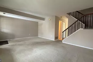 10123 Alexandra Ln, Philadelphia, PA 19116 - Photo 3