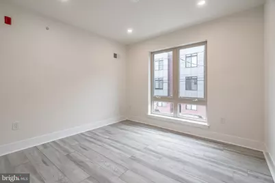 2437 W Thompson Street, Philadelphia, PA 19121 - Photo 17