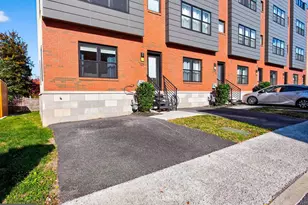 7019 Pipers Glen Wy, Philadelphia, PA 19119 - Photo 5