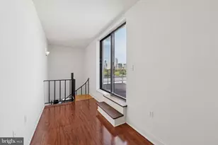 200 Lombard St, Philadelphia, PA 19147 - Photo 9