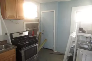 1827 W Rockland St, Philadelphia, PA 19141 - Photo 9