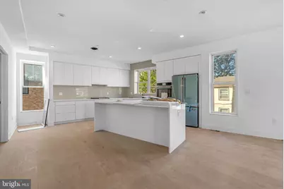 652 Fairmount Avenue, Philadelphia, PA 19123 - Photo 7