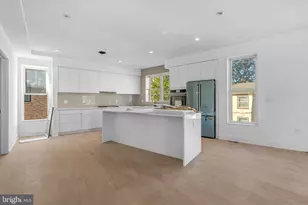 652 Fairmount Ave, Philadelphia, PA 19123 - Photo 7