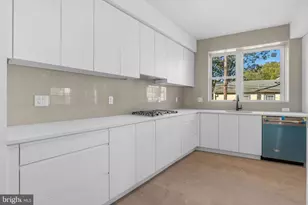 652 Fairmount Ave, Philadelphia, PA 19123 - Photo 7