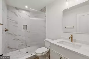 2016 Morris St, Philadelphia, PA 19145 - Photo 47