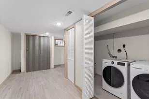 2323 Cross St, Philadelphia, PA 19146 - Photo 27