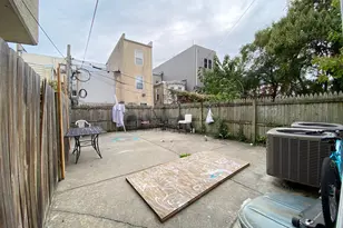 1723 N 17th St, Philadelphia, PA 19121 - Photo 9