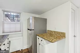 1528 Pine St, Philadelphia, PA 19102 - Photo 9