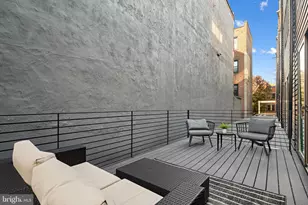 1102 Cypress St, Philadelphia, PA 19107 - Photo 43