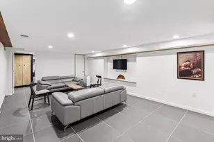 2504 E York St, Philadelphia, PA 19125 - Photo 15