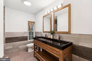 2504 E York St, Philadelphia, PA 19125 - Photo 11