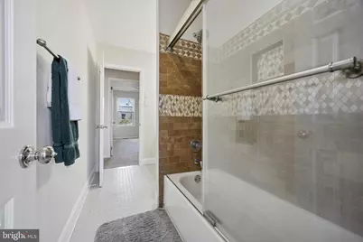 8210 Buist Avenue, Philadelphia, PA 19153 - Photo 23