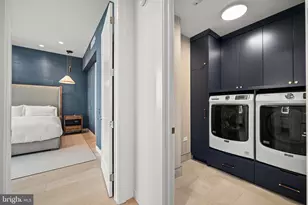 1911 Walnut, Philadelphia, PA 19103 - Photo 13