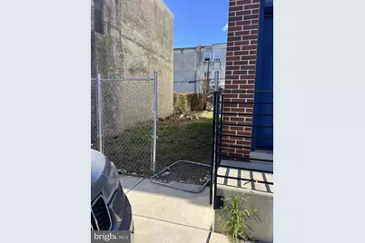 2010 N Darien Street, Philadelphia, PA 19122 - Photo 3