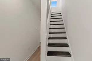 19 W Seymour St, Philadelphia, PA 19144 - Photo 27