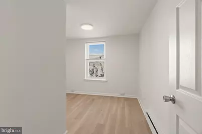 19 W Seymour Street, Philadelphia, PA 19144 - Photo 13