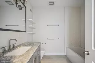 1107 S 47th St, Philadelphia, PA 19143 - Photo 13