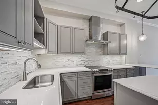 1107 S 47th St, Philadelphia, PA 19143 - Photo 9