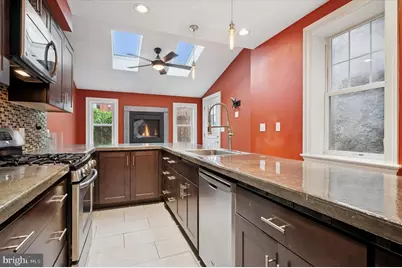 2351 E York Street, Philadelphia, PA 19125 - Photo 15