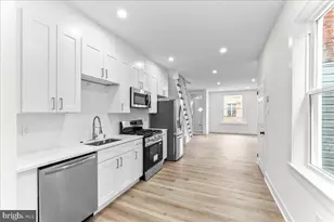 2046 W Boston St, Philadelphia, PA 19132 - Photo 11