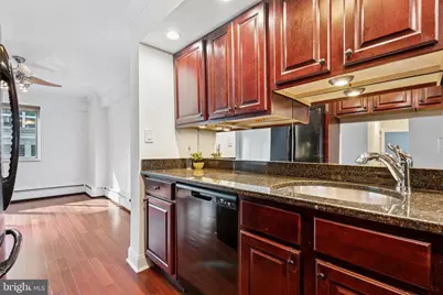 1900 John F Kennedy Boulevard #702, Philadelphia, PA 19103 - Photo 9