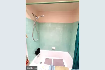 7917 Gilbert Street, Philadelphia, PA 19150 - Photo 17