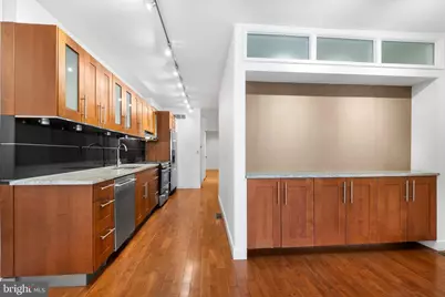 530 S 15th Street #A, Philadelphia, PA 19146 - Photo 5