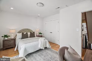 422 S 20th St, Philadelphia, PA 19146 - Photo 21