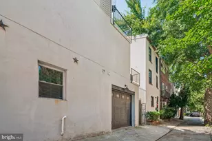 422 S 20th St, Philadelphia, PA 19146 - Photo 3