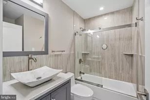 422 S 20th St, Philadelphia, PA 19146 - Photo 25