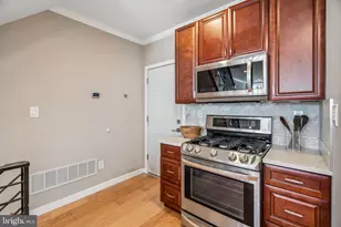 422 S 20th St, Philadelphia, PA 19146 - Photo 15
