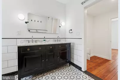 2317 E Cumberland Street, Philadelphia, PA 19125 - Photo 13