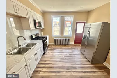 2038 S Dorrance Street, Philadelphia, PA 19145 - Photo 5