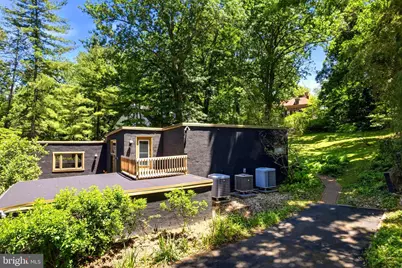 104 E Bells Mill Road, Philadelphia, PA 19118 - Photo 31