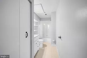 315 New St, Philadelphia, PA 19106 - Photo 19