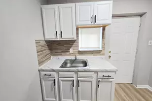 1910 Sigel St, Philadelphia, PA 19145 - Photo 9