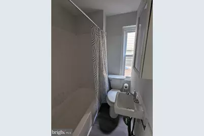 657 N 37th Street, Philadelphia, PA 19104 - Photo 21