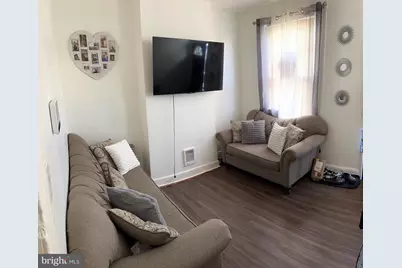2715 N Hope Street, Philadelphia, PA 19133 - Photo 1