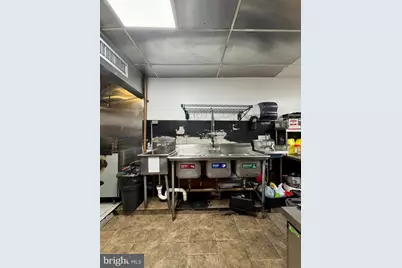 413 E Girard Avenue, Philadelphia, PA 19125 - Photo 9