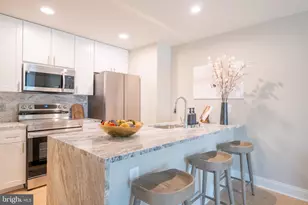 2301 John F Kennedy Blvd, Philadelphia, PA 19103 - Photo 1