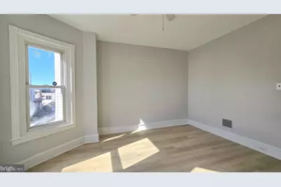 431 W Wellens Avenue, Philadelphia, PA 19120 - Photo 15