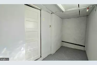 431 W Wellens Avenue, Philadelphia, PA 19120 - Photo 25